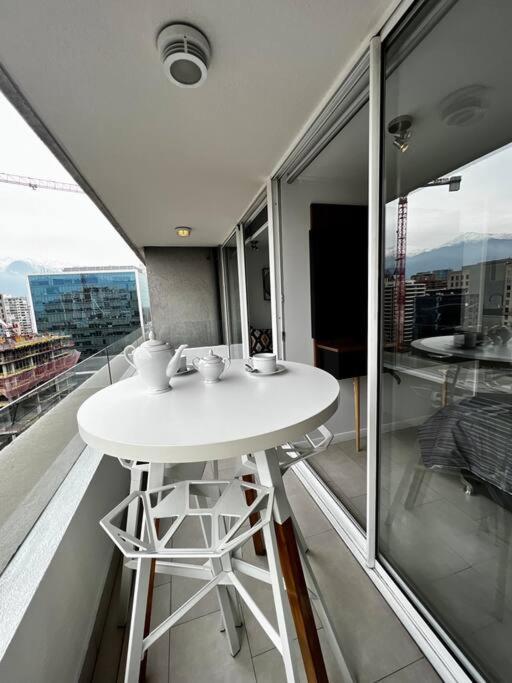 En Los Militares Lindo Depto 1d Apartamento *